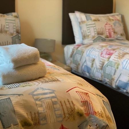 Perfect 2 Bedroom Apartment Located In City Centre With Parking Space Norwich Esterno foto
